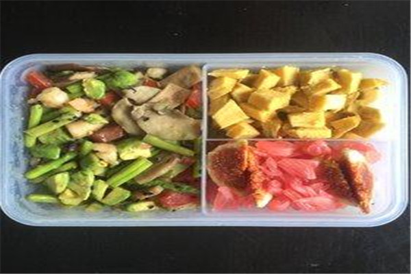 減脂可以喝蛋白粉嗎 減脂喝什么補劑 減脂可以喝蛋白粉嗎 減脂喝什么補劑