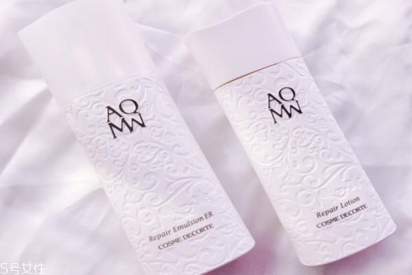 日本最好用的護(hù)膚品有哪些 最值得購買的日本護(hù)膚品 日本最好用的護(hù)膚品有哪些 最值得購買的日本護(hù)膚品