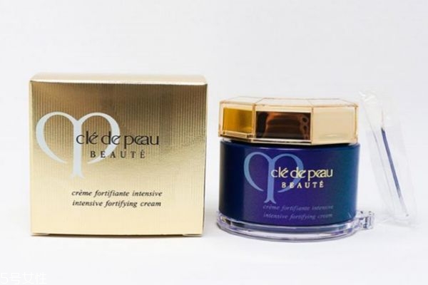 日本最好用的護(hù)膚品有哪些 最值得購買的日本護(hù)膚品 日本最好用的護(hù)膚品有哪些 最值得購買的日本護(hù)膚品