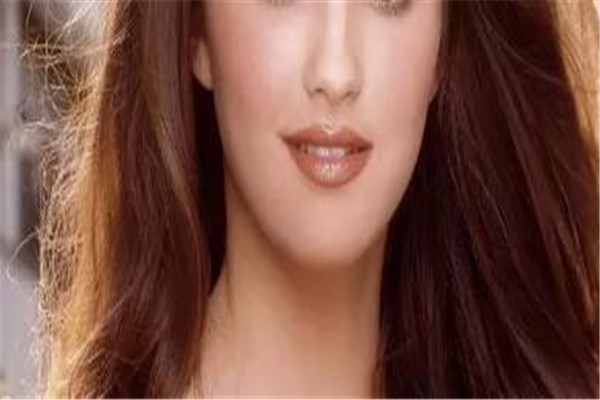 鼻子脫皮撕下來紅紅的怎么辦 鼻子巧妙護(hù)理 鼻子脫皮撕下來紅紅的怎么辦 鼻子巧妙護(hù)理