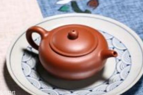 什么是紫砂壺呢 紫砂壺起始于哪個(gè)朝代呢 什么是紫砂壺呢 紫砂壺起始于哪個(gè)朝代呢