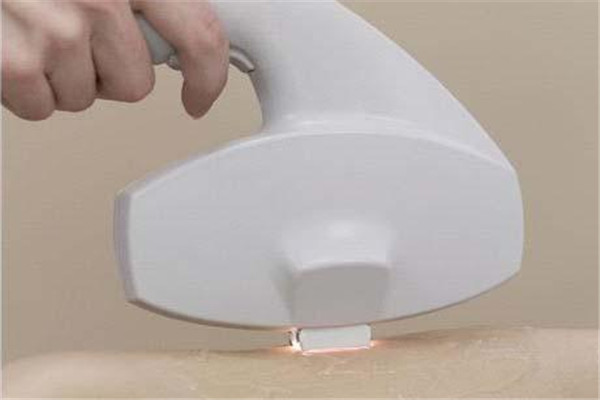 蜜蠟脫毛還會(huì)再長嗎 蜜蠟的使用注意事項(xiàng)是什么 蜜蠟脫毛還會(huì)再長嗎 蜜蠟的使用注意事項(xiàng)是什么