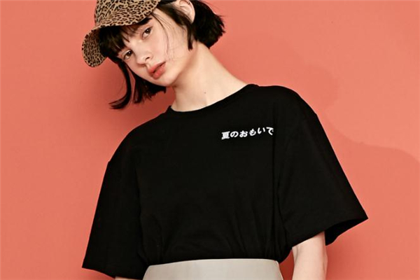 黑色衣服顯黑嗎 黑色衣服適合黃皮膚嗎 黑色衣服顯黑嗎 黑色衣服適合黃皮膚嗎