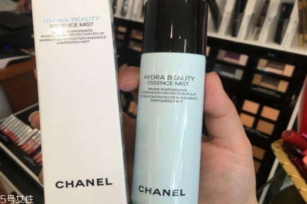 香奈兒山茶花保濕精華噴霧怎么樣 香奈兒精華噴霧用法 香奈兒山茶花保濕精華噴霧怎么樣 香奈兒精華噴霧用法