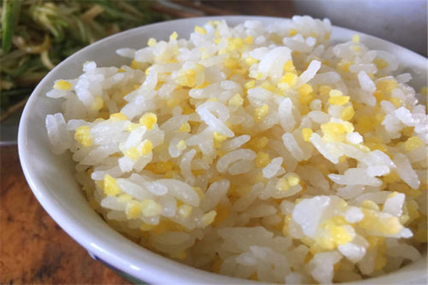 米飯能冷凍嗎 米飯最好是不要放冰箱太長(zhǎng)時(shí)間 米飯能冷凍嗎 米飯最好是不要放冰箱太長(zhǎng)時(shí)間