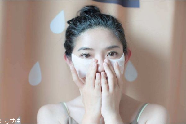 不能用什么樣的化妝水來濕敷 濕敷的時(shí)間大概要多久