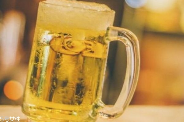 吃什么能解酒呢 喝醉了應該怎么解酒呢 吃什么能解酒呢 喝醉了應該怎么解酒呢