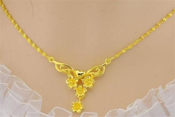 黃金項(xiàng)鏈掉色是假的嗎 黃金項(xiàng)鏈掉色是怎么回事