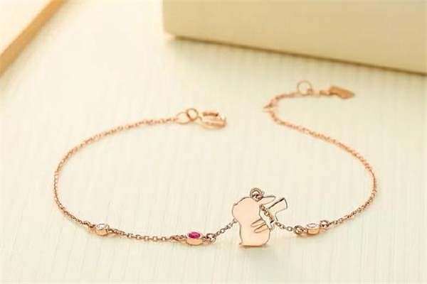 寶可夢手鏈多少錢 潮宏基皮卡丘手鏈價格 寶可夢手鏈多少錢 潮宏基皮卡丘手鏈價格