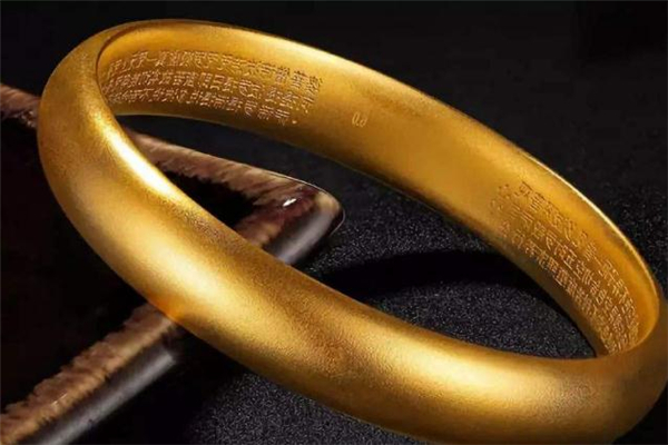 古法黃金手鐲優(yōu)缺點(diǎn) 古法黃金手鐲的保養(yǎng)方法 古法黃金手鐲優(yōu)缺點(diǎn) 古法黃金手鐲的保養(yǎng)方法
