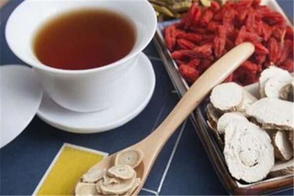 黃芪是當(dāng)歸嗎 黃芪是什么中藥 黃芪是當(dāng)歸嗎 黃芪是什么中藥