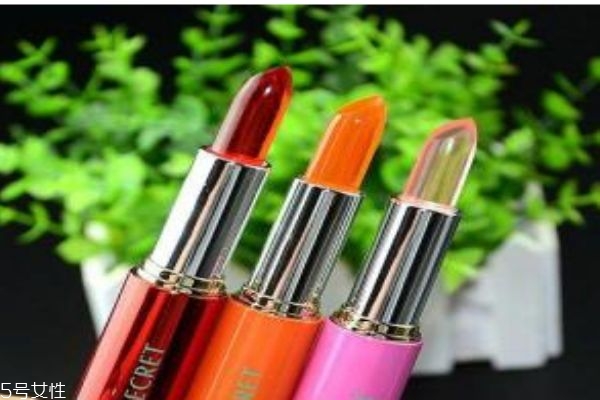 美顏秘笈是一個(gè)怎么樣的牌子呢 美顏秘笈是哪個(gè)國家的牌子呢 美顏秘笈是一個(gè)怎么樣的牌子呢 美顏秘笈是哪個(gè)國家的牌子呢