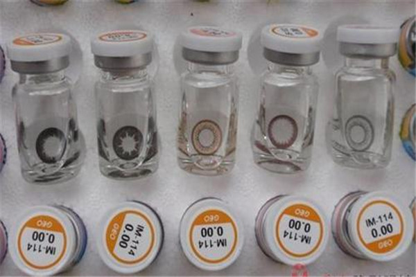 美瞳戴久了眼睛模糊正常嗎 美瞳戴久了眼睛模糊是為什么 美瞳戴久了眼睛模糊正常嗎 美瞳戴久了眼睛模糊是為什么