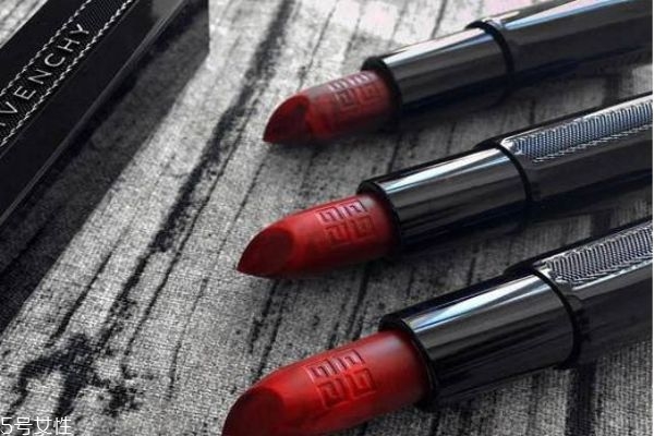 紀(jì)梵希是一個怎么樣的牌子呢 紀(jì)梵希的是哪個國家的牌子呢