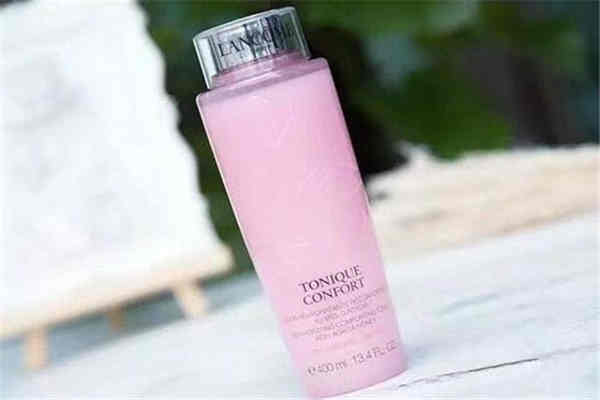 蘭蔻粉水搭配倩碧黃油怎么樣 蘭蔻粉水怎么樣 蘭蔻粉水搭配倩碧黃油怎么樣 蘭蔻粉水怎么樣