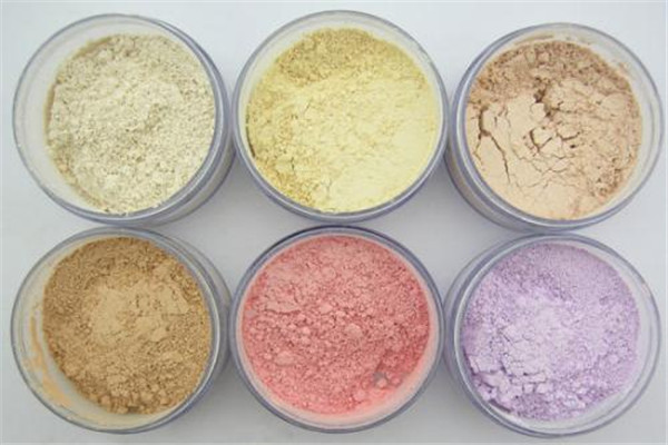 散粉需要卸妝嗎 只涂了散粉需要卸妝嗎 散粉需要卸妝嗎 只涂了散粉需要卸妝嗎