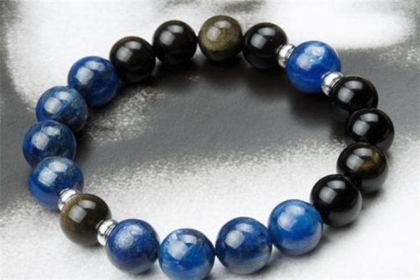 藍(lán)晶石手鏈一般多少錢 藍(lán)晶石手鏈價(jià)格 藍(lán)晶石手鏈一般多少錢 藍(lán)晶石手鏈價(jià)格