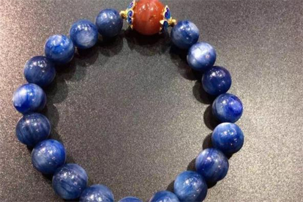 藍(lán)晶石手鏈一般多少錢 藍(lán)晶石手鏈價(jià)格 藍(lán)晶石手鏈一般多少錢 藍(lán)晶石手鏈價(jià)格