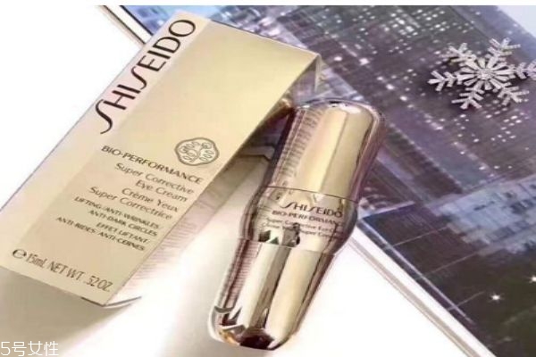 眼霜有什么作用呢 眼霜應(yīng)該怎么使用呢 眼霜有什么作用呢 眼霜應(yīng)該怎么使用呢