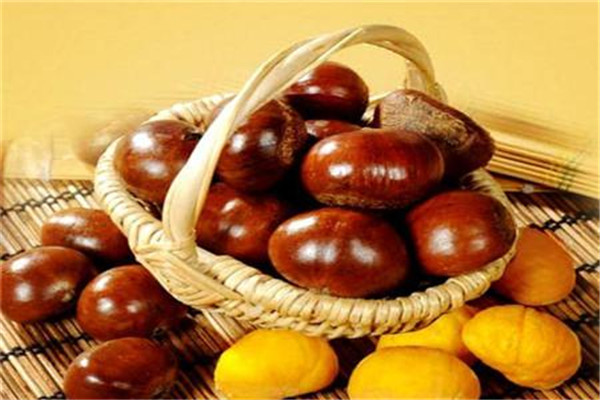 板栗是堅果嗎 板栗屬于什么食物 板栗是堅果嗎 板栗屬于什么食物