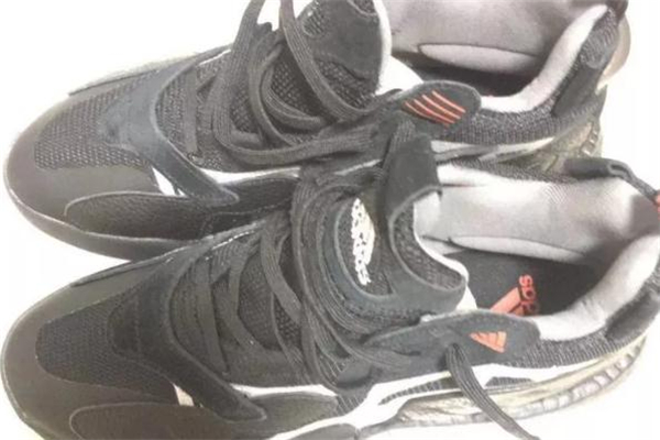 阿迪達(dá)斯zone boost開箱測(cè)評(píng)-zone boost偏小嗎