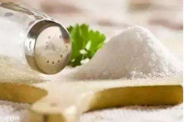 鹽有什么作用呢 吃鹽有什么好處呢 鹽有什么作用呢 吃鹽有什么好處呢