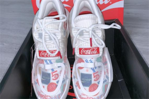 安踏可口可樂聯(lián)名多少錢 安踏可口可樂霸道鞋在哪買 安踏可口可樂聯(lián)名多少錢 安踏可口可樂霸道鞋在哪買