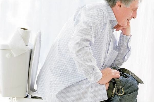 為什么會(huì)便秘呢 便秘是什么原因造成的呢 為什么會(huì)便秘呢 便秘是什么原因造成的呢