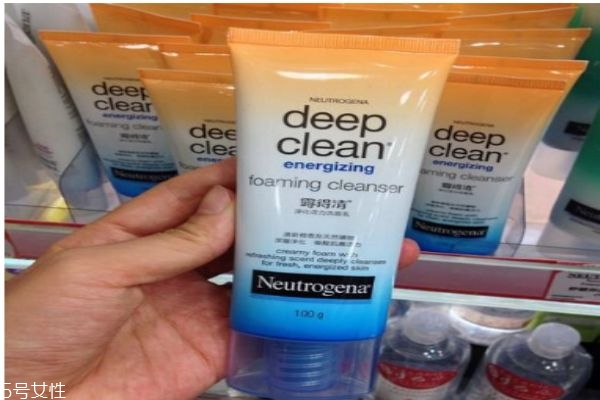 露得清的洗面奶怎么樣呢 露得清的洗面奶適合什么人群呢 露得清的洗面奶怎么樣呢 露得清的洗面奶適合什么人群呢