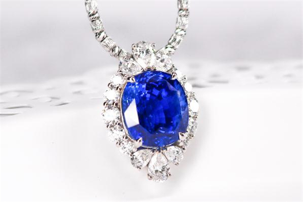 斯里蘭卡藍(lán)寶石真假鑒定 斯里蘭卡藍(lán)寶石騙局揭秘 斯里蘭卡藍(lán)寶石真假鑒定 斯里蘭卡藍(lán)寶石騙局揭秘