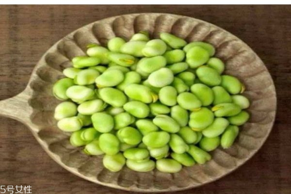 吃蠶豆有什么好處呢 蠶豆有什么禁忌人群?jiǎn)? alt=