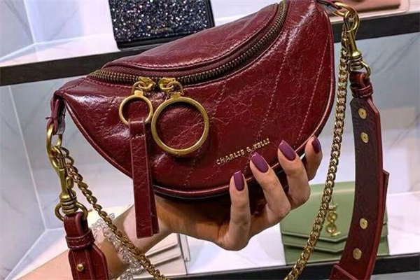 小ck腰包多少錢(qián) 小ck腰包專(zhuān)柜價(jià)格 小ck腰包多少錢(qián) 小ck腰包專(zhuān)柜價(jià)格