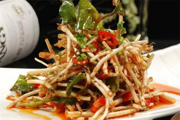 涼拌魚腥草用什么醋 涼拌魚腥草要過開水嗎 涼拌魚腥草用什么醋 涼拌魚腥草要過開水嗎