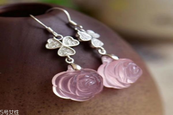 什么是星光粉晶呢 星光粉晶有什么作用呢 什么是星光粉晶呢 星光粉晶有什么作用呢