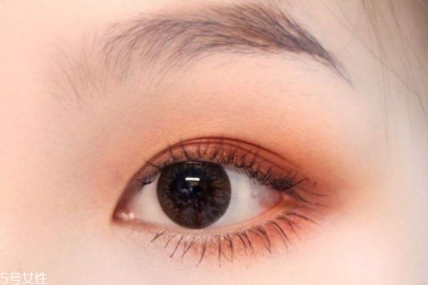 2019年流行的眼妝畫法是什么 今年有哪些眼彩流行趨勢(shì) 2019年流行的眼妝畫法是什么 今年有哪些眼彩流行趨勢(shì)