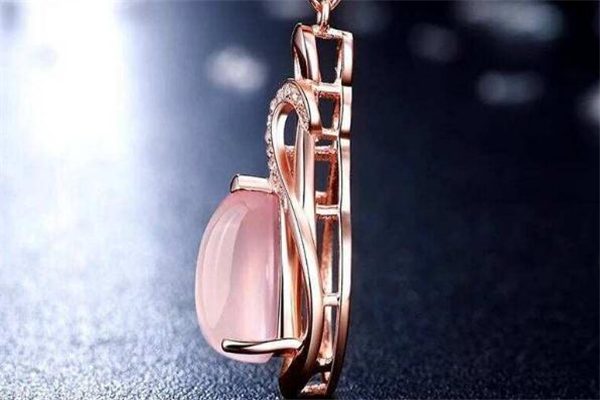 芙蓉石可以戴著洗澡嗎 芙蓉石戴著洗澡會(huì)壞嗎 芙蓉石可以戴著洗澡嗎 芙蓉石戴著洗澡會(huì)壞嗎