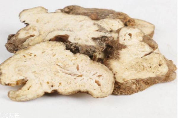 白術(shù)有什么價(jià)值呢 吃白術(shù)有什么好處呢 白術(shù)有什么價(jià)值呢 吃白術(shù)有什么好處呢