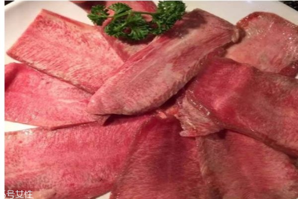 什么人群不能吃牛舌呢 吃牛舌需要注意什么呢 什么人群不能吃牛舌呢 吃牛舌需要注意什么呢