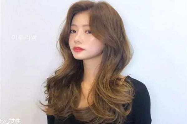 2019秋季染什么顏色好看不顯黃 2019秋季最新流行發(fā)色 2019秋季染什么顏色好看不顯黃 2019秋季最新流行發(fā)色