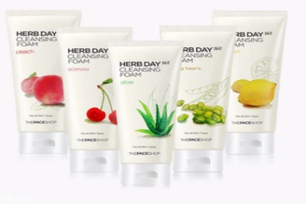 菲詩小鋪的明星產(chǎn)品有什么呢 菲詩小鋪的洗面奶怎么樣呢 菲詩小鋪的明星產(chǎn)品有什么呢 菲詩小鋪的洗面奶怎么樣呢