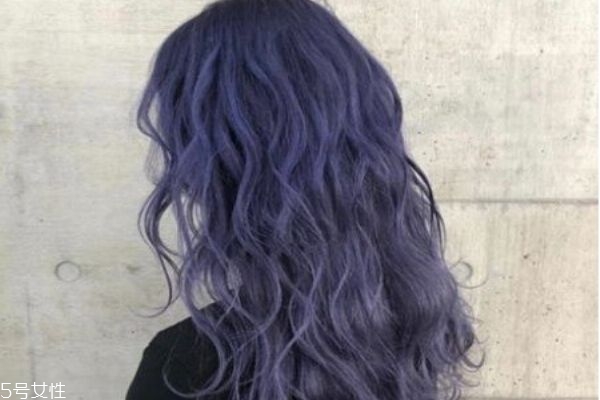 薰衣草紫發(fā)色用漂嗎 薰衣草紫發(fā)色顯白嗎 薰衣草紫發(fā)色用漂嗎 薰衣草紫發(fā)色顯白嗎