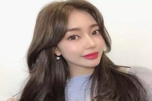 2019秋季染什么顏色好看不顯黃 2019秋季最新流行發(fā)色 2019秋季染什么顏色好看不顯黃 2019秋季最新流行發(fā)色