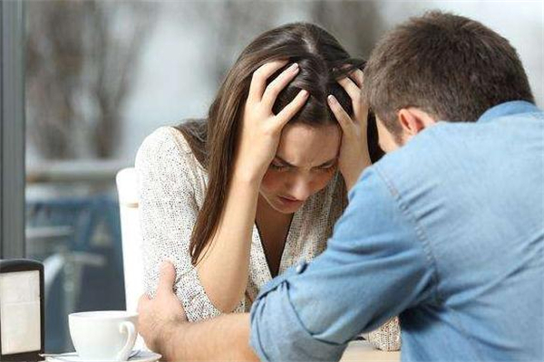 男朋友劈腿了怎么辦 男朋友劈腿了值得挽回嗎 男朋友劈腿了怎么辦 男朋友劈腿了值得挽回嗎