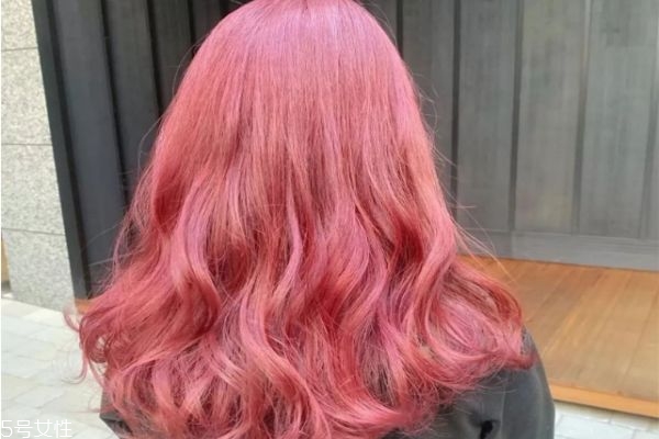 櫻花粉發(fā)色能保持幾天 櫻花粉發(fā)色掉色后是什么顏色 櫻花粉發(fā)色能保持幾天 櫻花粉發(fā)色掉色后是什么顏色