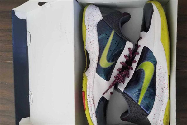 耐克zk5小丑配色什么時候復刻 zk5和zk6哪個好 耐克zk5小丑配色什么時候復刻 zk5和zk6哪個好