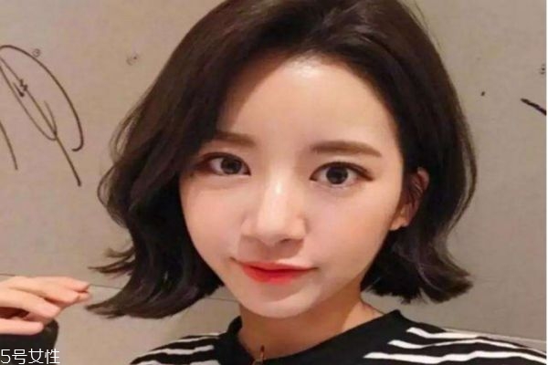 什么臉型不適合剪短發(fā) 哪些人不適合剪短發(fā) 什么臉型不適合剪短發(fā) 哪些人不適合剪短發(fā)