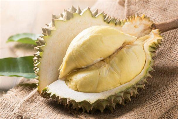 榴蓮殼變黑了還能吃嗎 榴蓮殼有點發(fā)黑怎么辦 榴蓮殼變黑了還能吃嗎 榴蓮殼有點發(fā)黑怎么辦