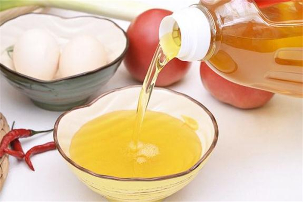 胡麻油是什么油 胡麻油的功效與作用 胡麻油是什么油 胡麻油的功效與作用