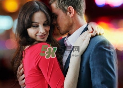 男人為什么出軌？如何識破男人的謊言