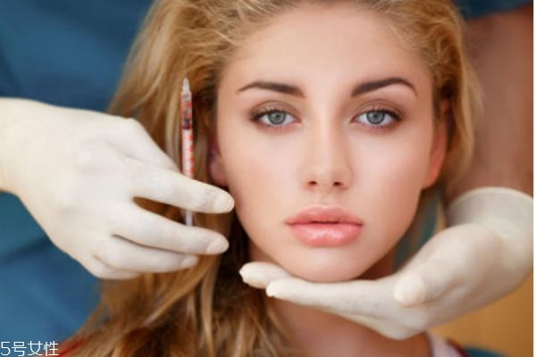 肉毒桿菌多少錢一針呢 影響肉毒桿菌價(jià)格有什么呢 肉毒桿菌多少錢一針呢 影響肉毒桿菌價(jià)格有什么呢